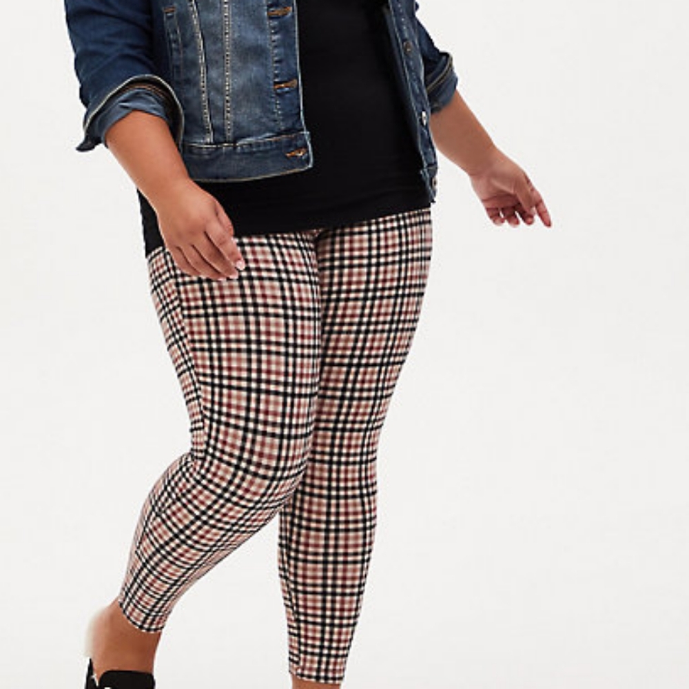 BNWT Torrid Gingham Chateau Woman Legging - Picture 2 of 5